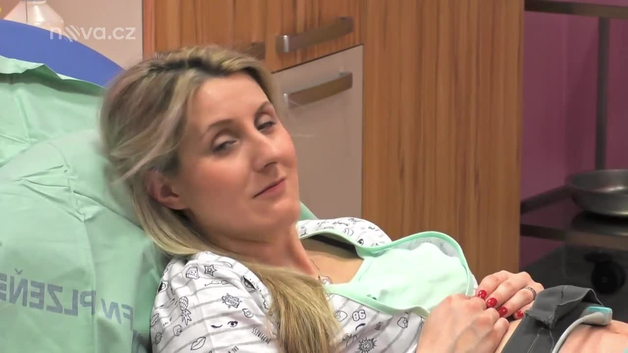 Malé lásky II, Veronika si nepamatuje, kdy se vdávala