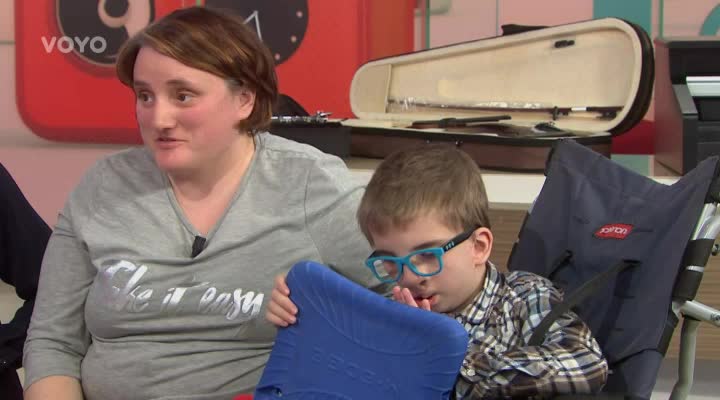 EMOTIVNÍ SNÍDANĚ S NOVOU: Podívejte se, jak a komu pomohla Nadace Nova. Co jí děti vzkazují?