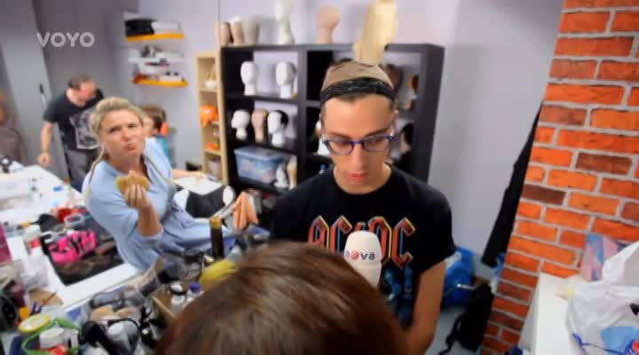 Humor v maskérně Tváře: Jak to vidí smíšek Marta Jandová? Budete se smát!