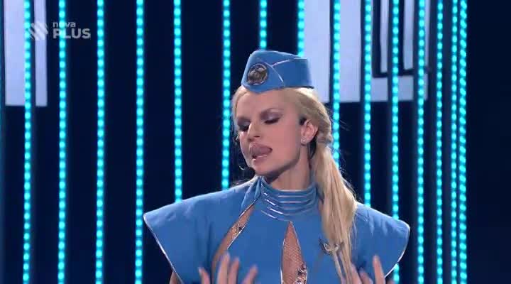 Tvoje tvář má známý hlas: Iva Pazderková jako Britney Spears – Toxic