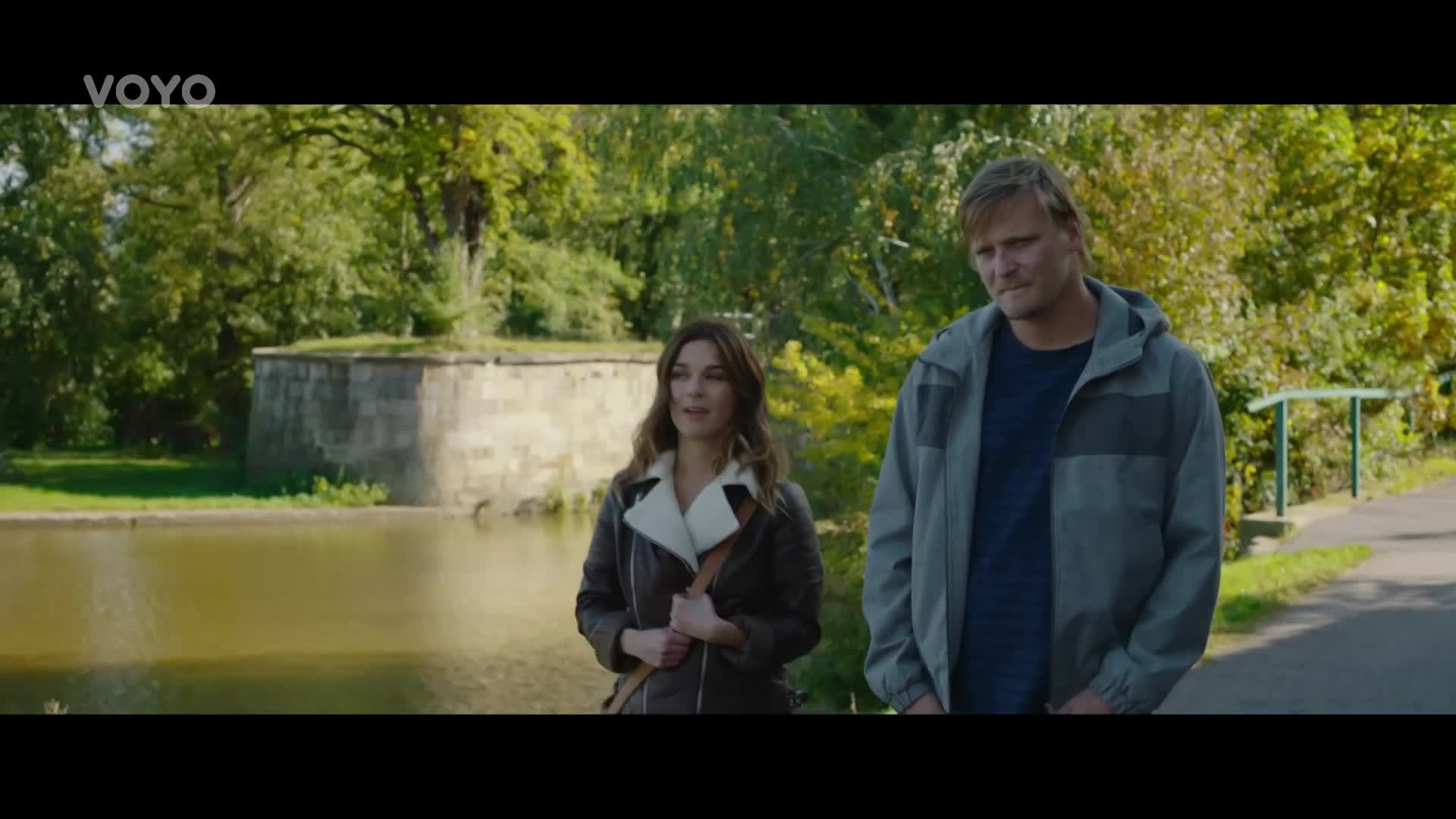 Českým lvem oceněný film Chyby šokuje pornografickými scénami i přímočarostí. Už teď na Voyo!
