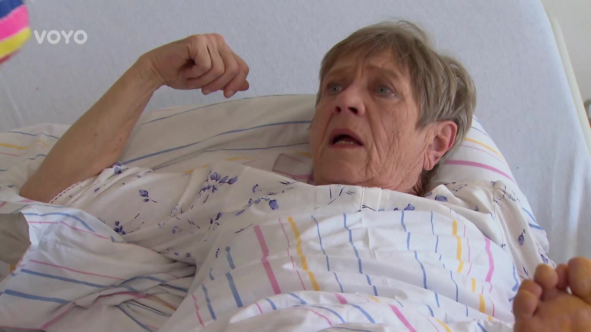 Mário vyděsí Nyklovou. Do nemocnice vtrhne jako klaun