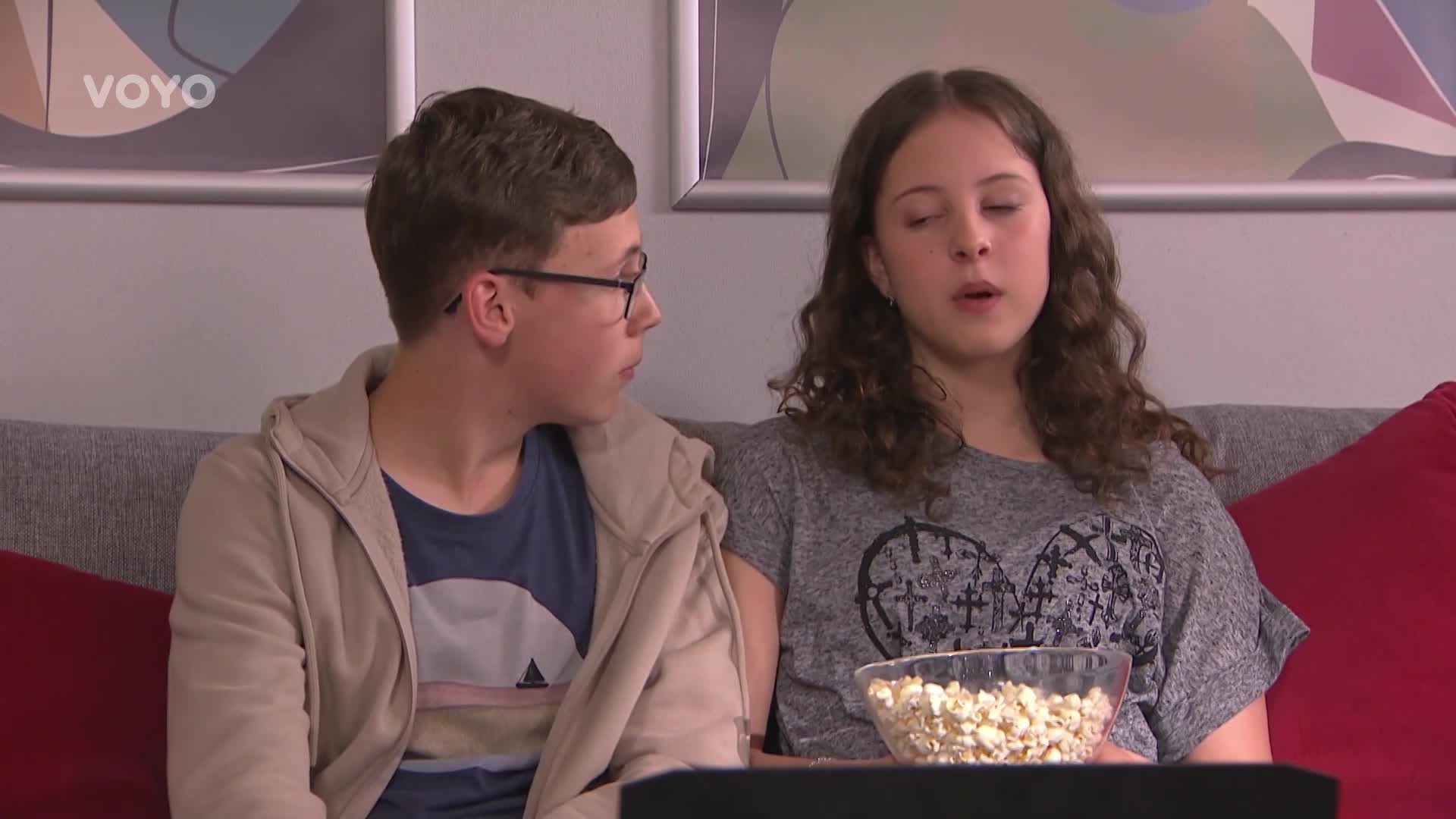 Přepadovka! Při čem Hynek vyruší Šimona s Valerií?