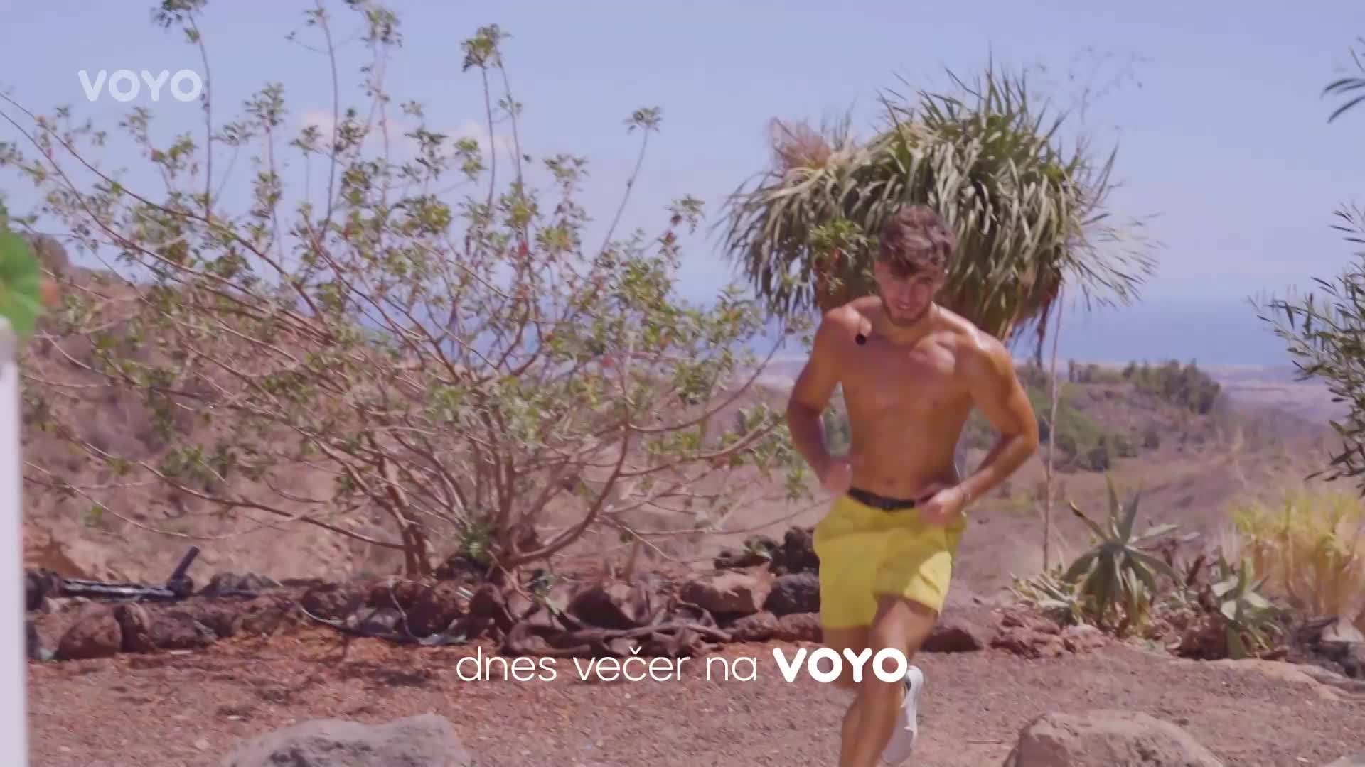První díl Love Islandu je tady. První oťukávání srdíček a velký zvrat na konci