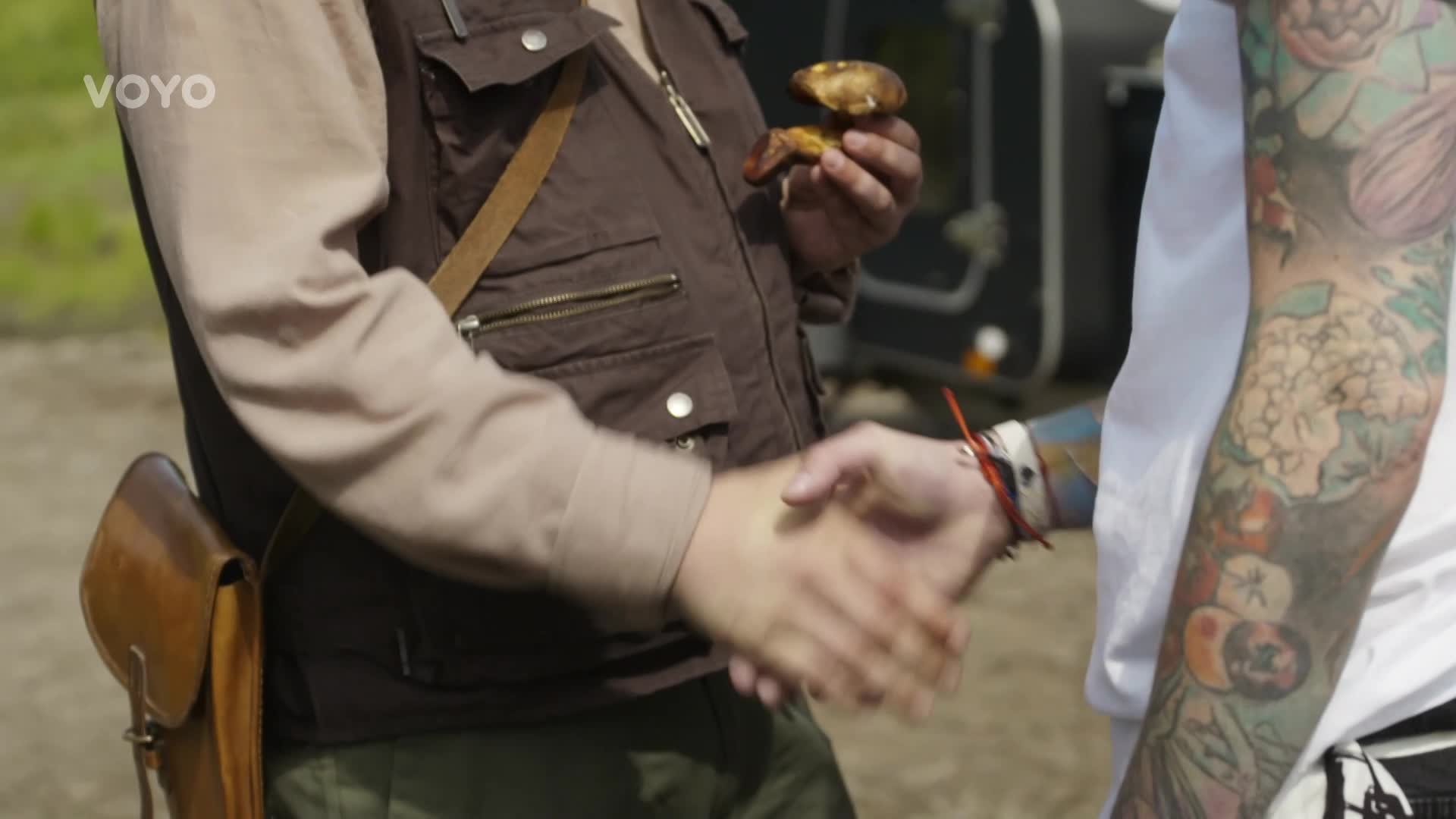 Robert Mikluš jako další host Souboje na talíři. Bloudí v lese