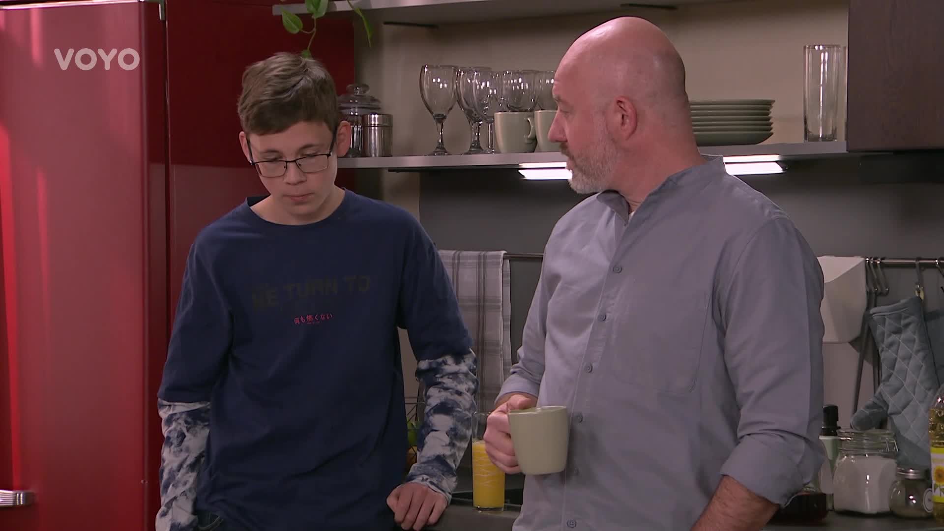 Tomášek překvapí Hermana. Novinář skončil s monoklem