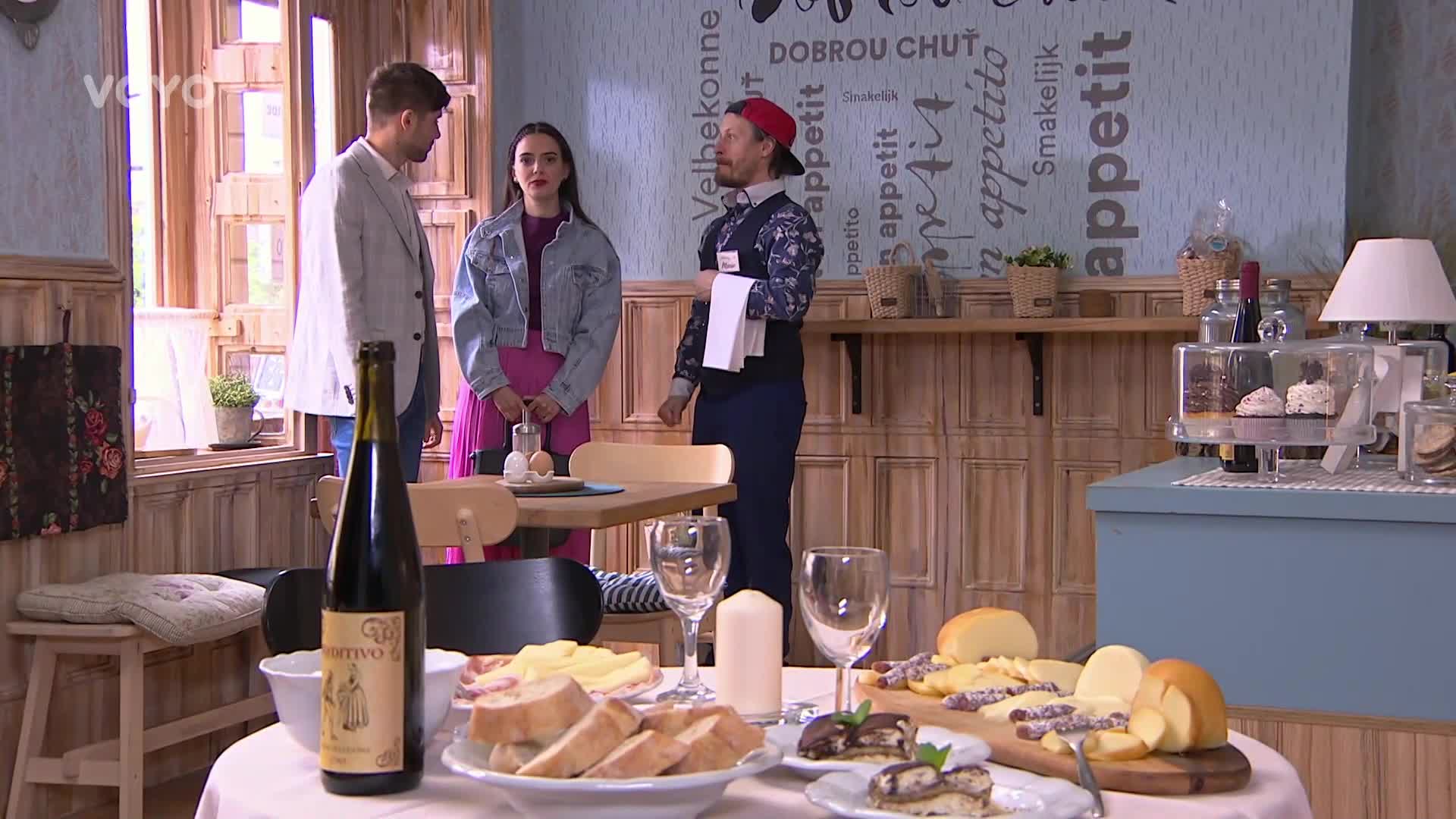 Jirka překvapí Martinu. Bistro v Ulici promění v italskou restauraci