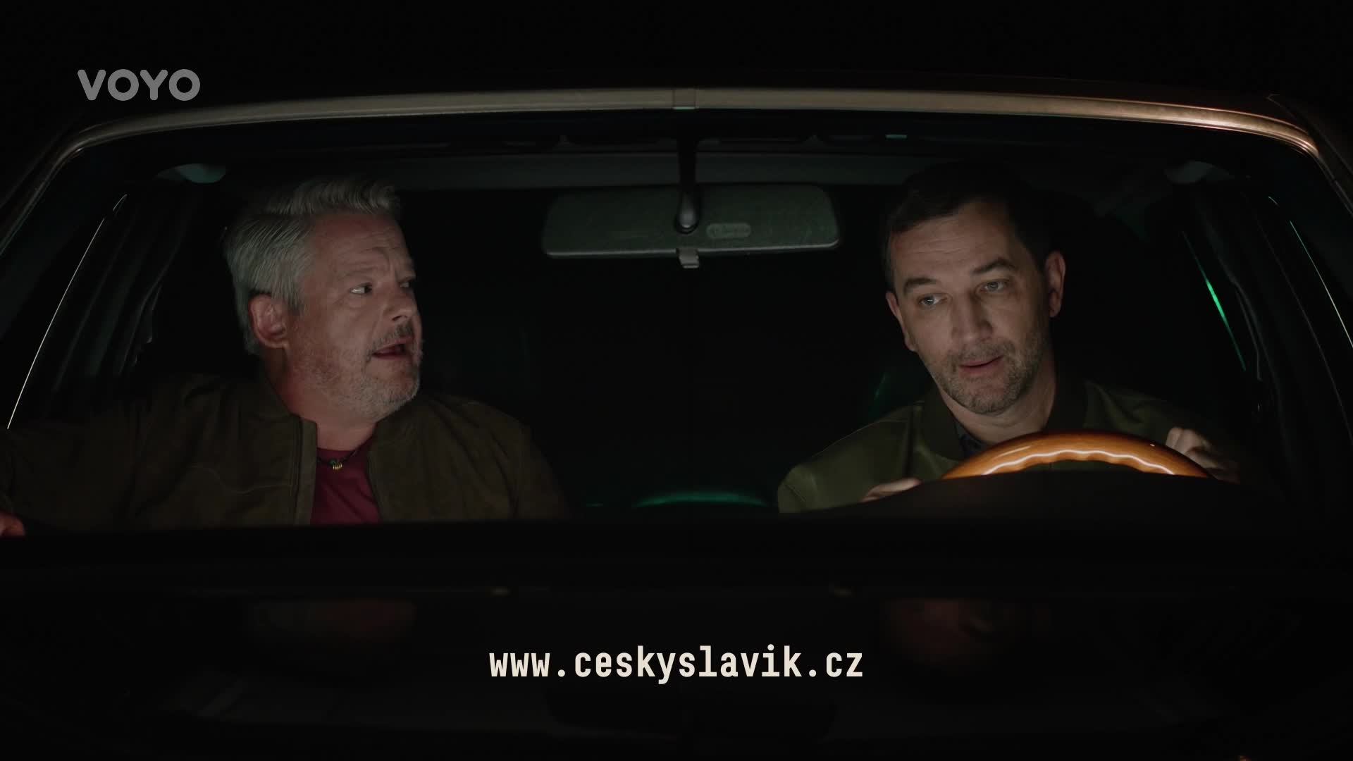Úplatky? Háma se Sokolem zvou na Slavíky scénkou s Vondráčkovou