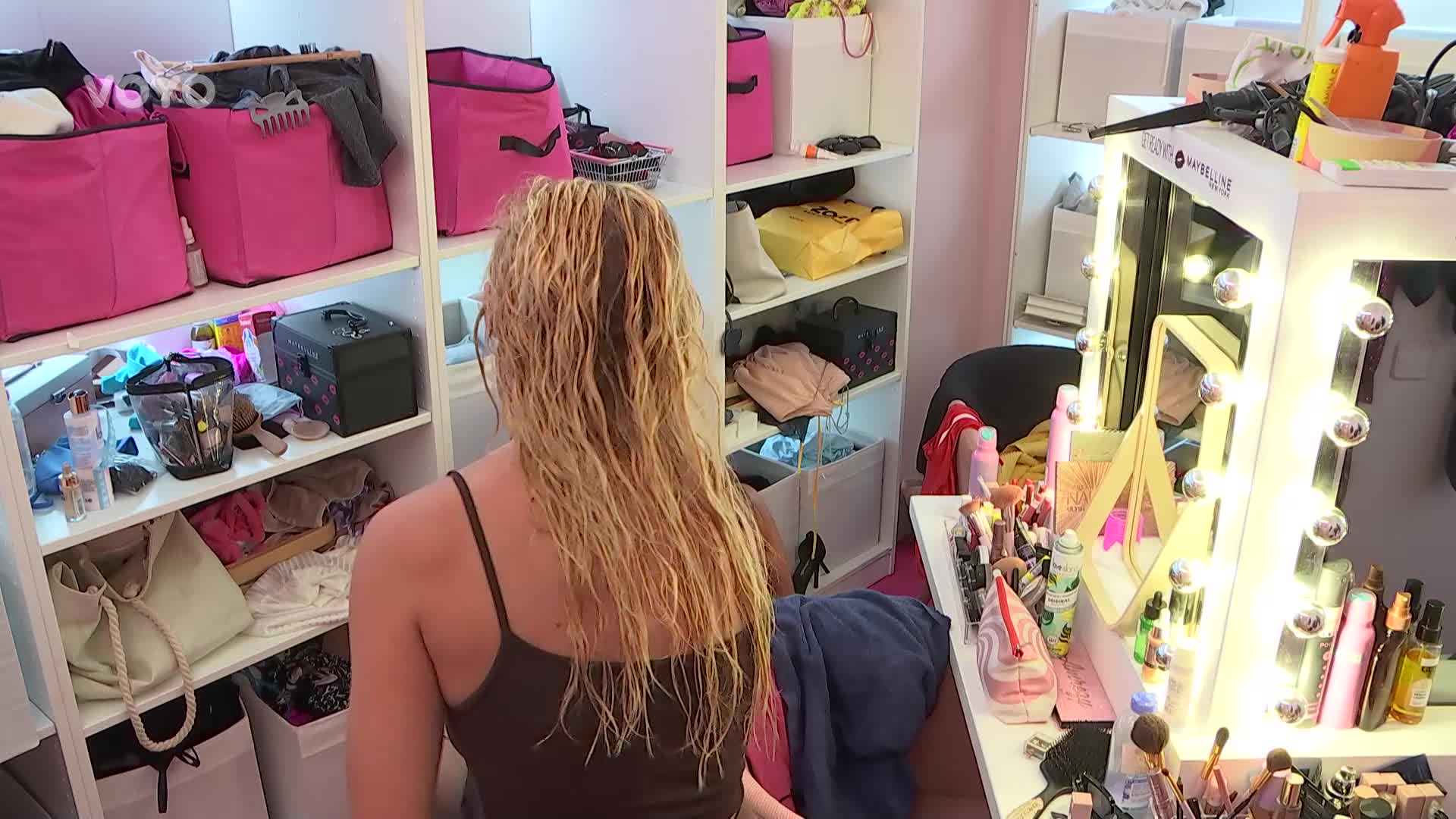 Má Adam z Love Islandu konkurenci? Venis by chtěla mít v posteli Rachel