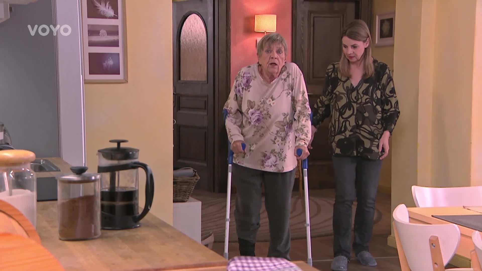 Co přinese pondělní díl Ulice: Oslava narozenin, dobře míněná rada i starost o Karlu