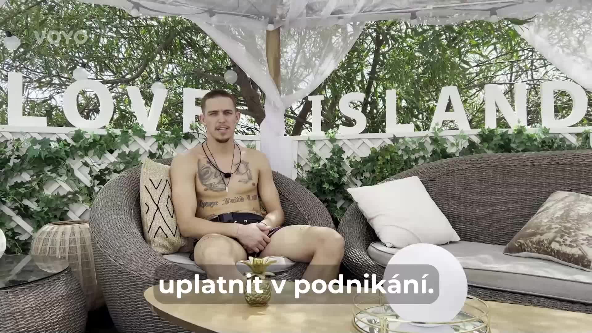 Bombshell Matěj zaujme očima i výřečností: Paulína splňuje vše, co u dívky hledám