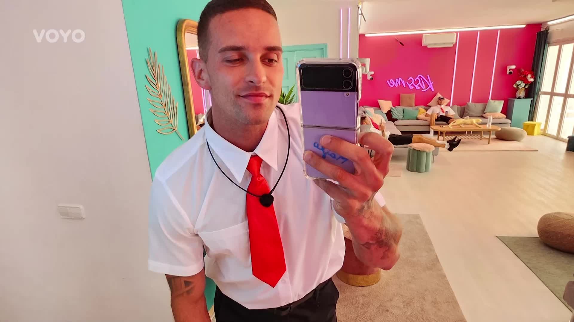 Dobrý den, kožichy ven! Na karaoke party se srdíčka pořádně vymódila