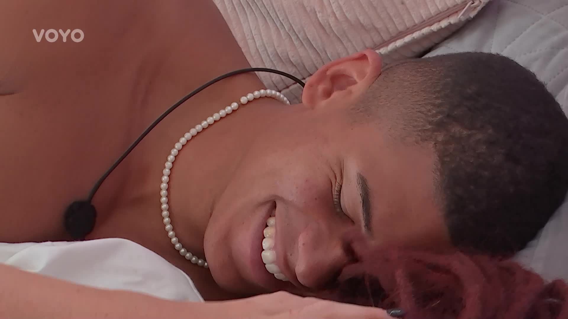 Naučí se Rachel vařit? Claude má pro společné bydlení jasné podmínky