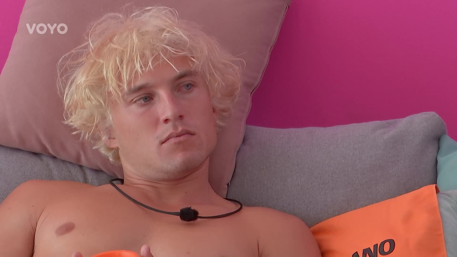 Lásky hory přenáší: Chris, Claude i Adam málem v Love Islandu sami skončili
