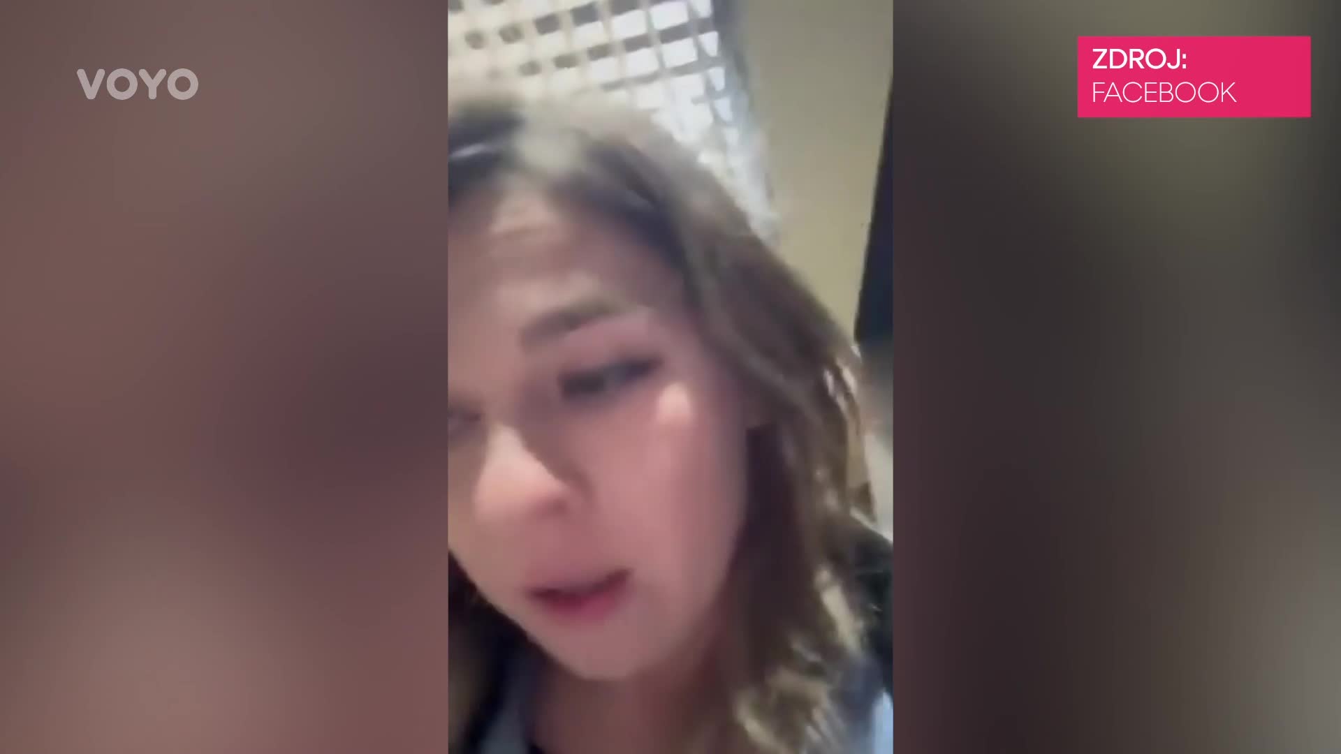 Uvízlý fanoušek Extraktorů je zpět v Česku. Pomohli mu Gajdošíková s Révaiem