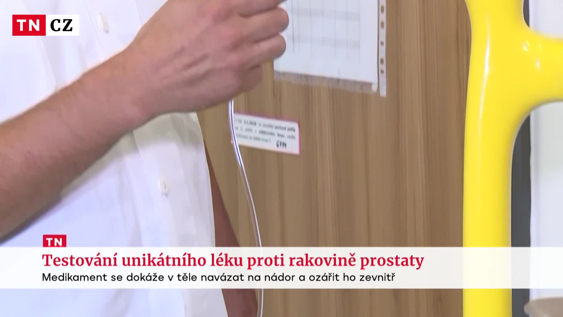 Lékaři v Olomouci testují u pacientů s rakovinou unikátní lék. Nádory ozařuje zevnitř