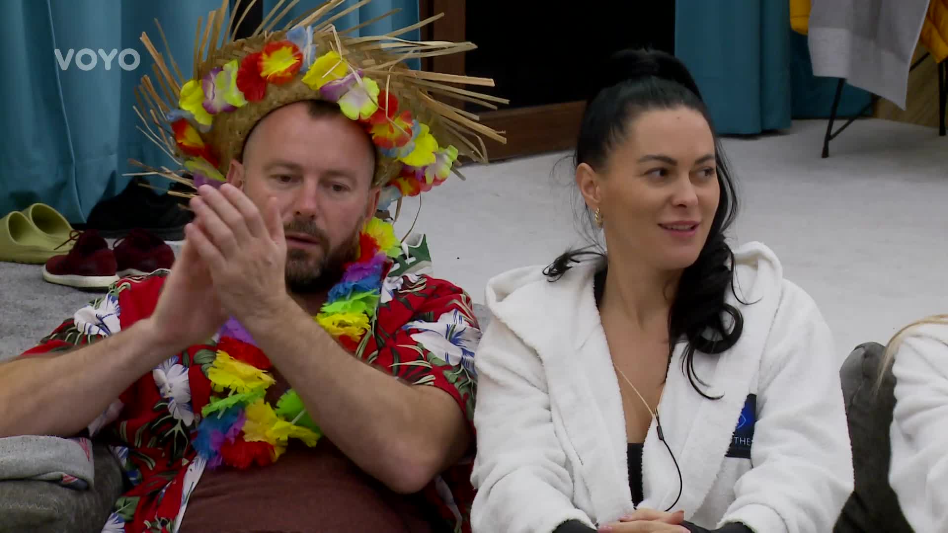 Zoe jako přísná učitelka. Osud Domu Big Brothera závisí na Katrin a Františkovi