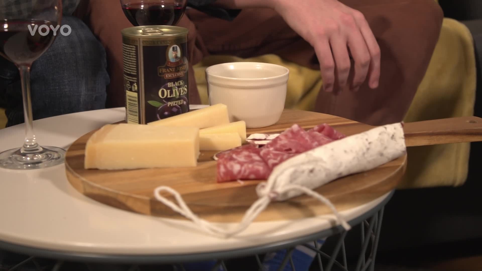 Nechal vyrobit prstýnek, o ruku ji požádal na útesu. Kdo z MasterChefa se zasnoubil?
