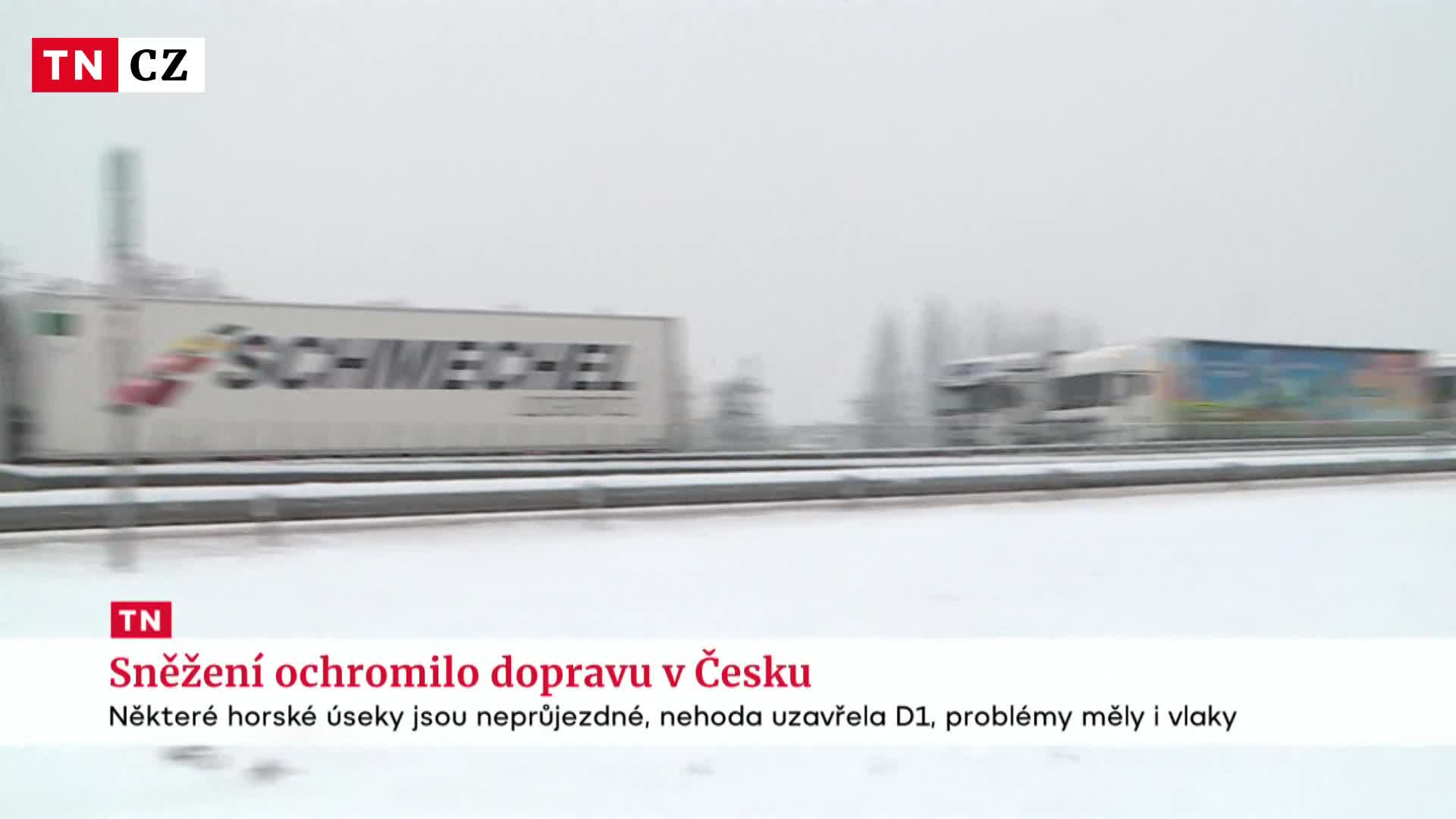 Česko zasáhla sněhová kalamita. Policie vyjížděla ke stovkám nehod