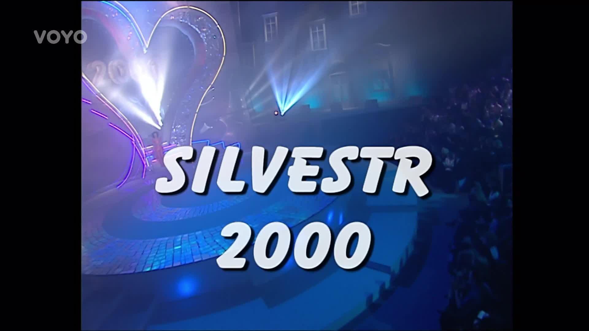 To nejlepší ze Silvestrů TV Nova: Mejdan na Václaváku, šílené kostýmy a božský Kája