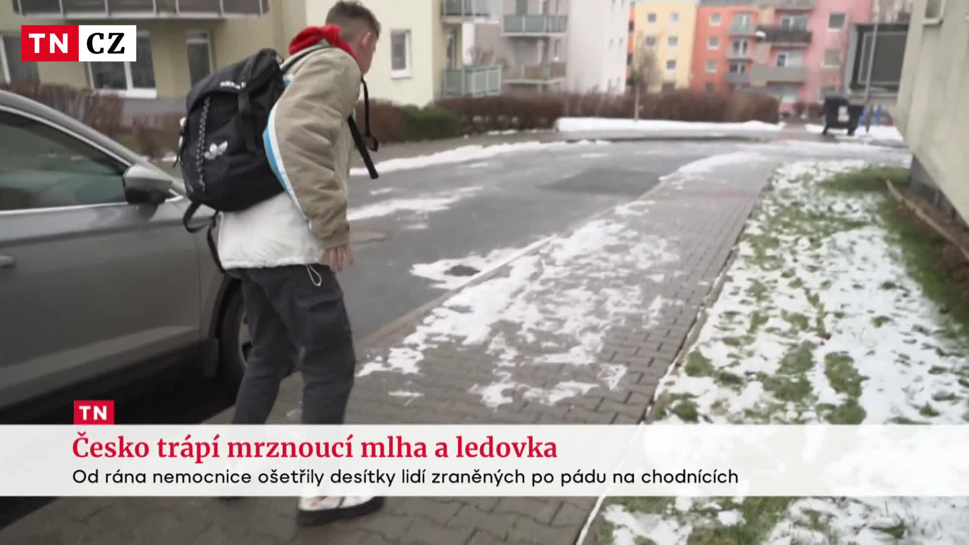 Česko trápí ledovka. Desítky lidí po pádech skončilo v nemocnici