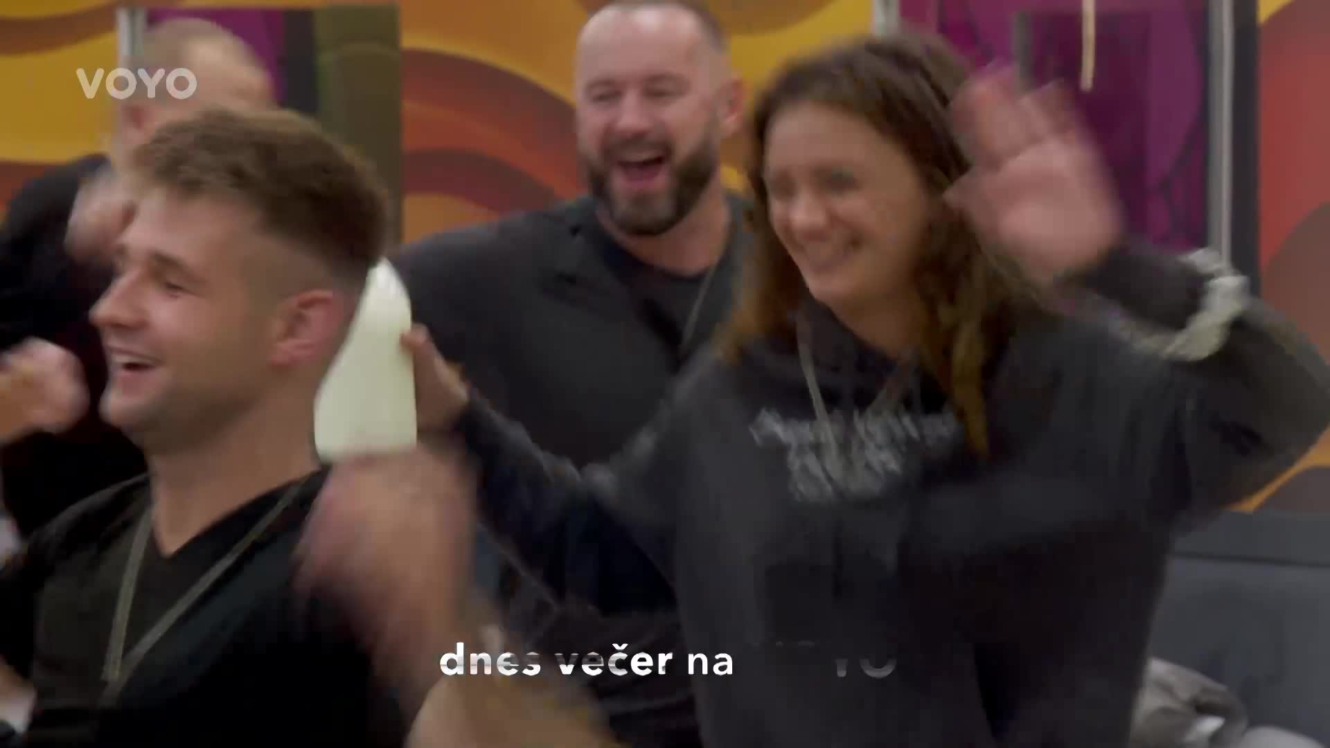 Zoe předvede burleskní show. Do vztahu Karolíny a Františka zasáhne Vít