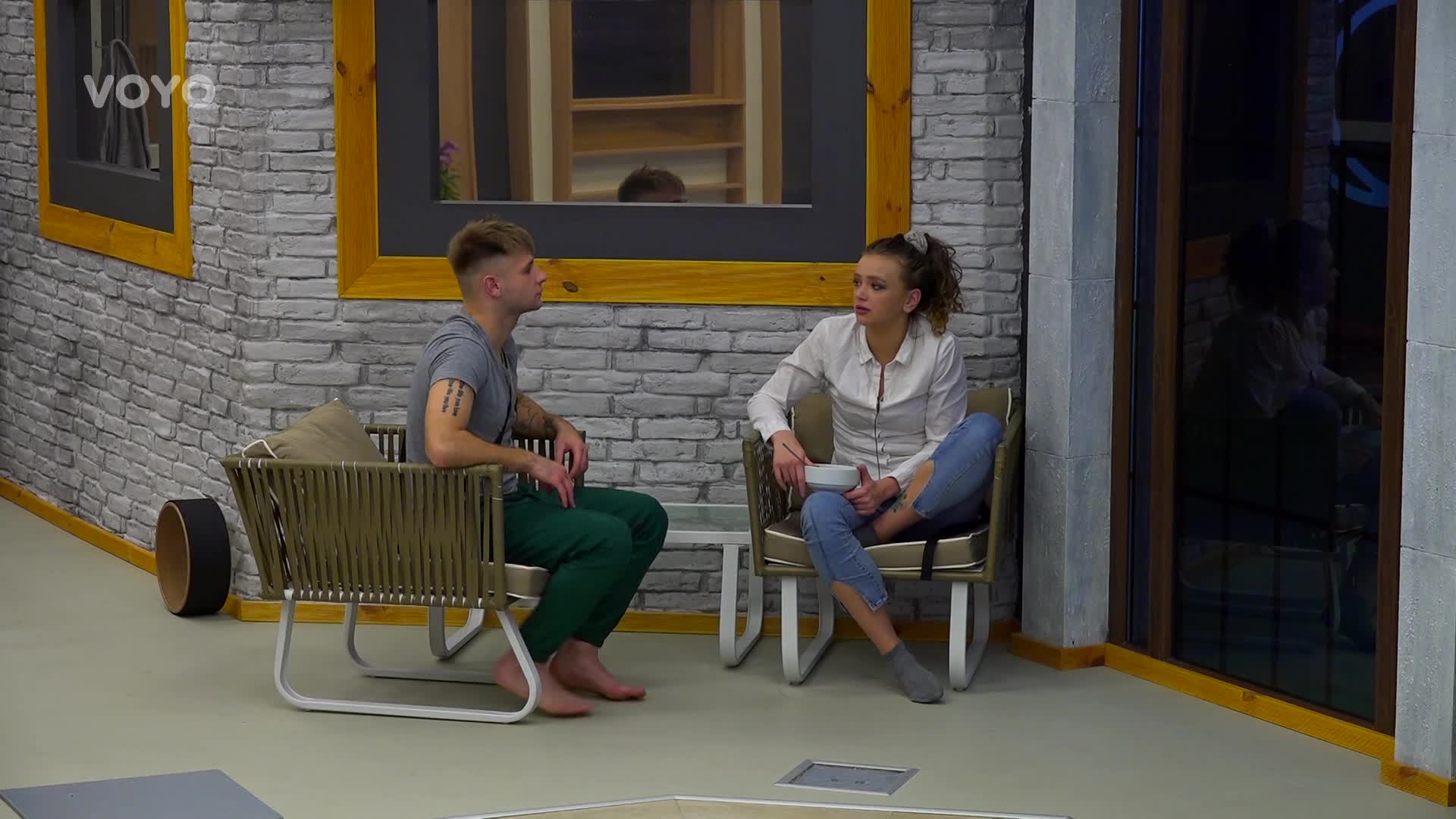 Stanislav zase utěšuje, v náručí mu skončila hroutící se Karolína