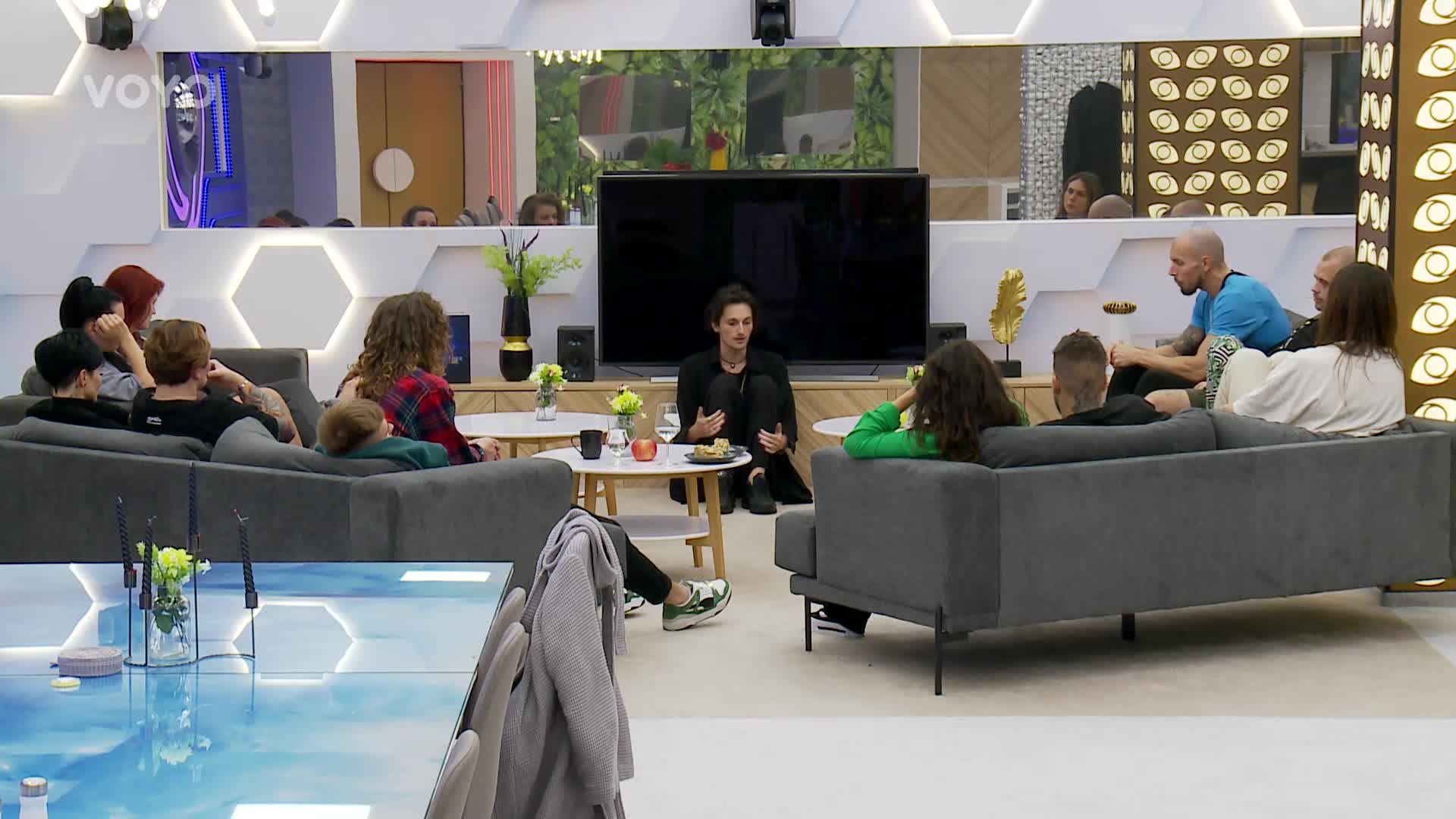 Ohrozil jsi moji rodinu! Naštvaný David smetl Vítovu omluvu ze stolu