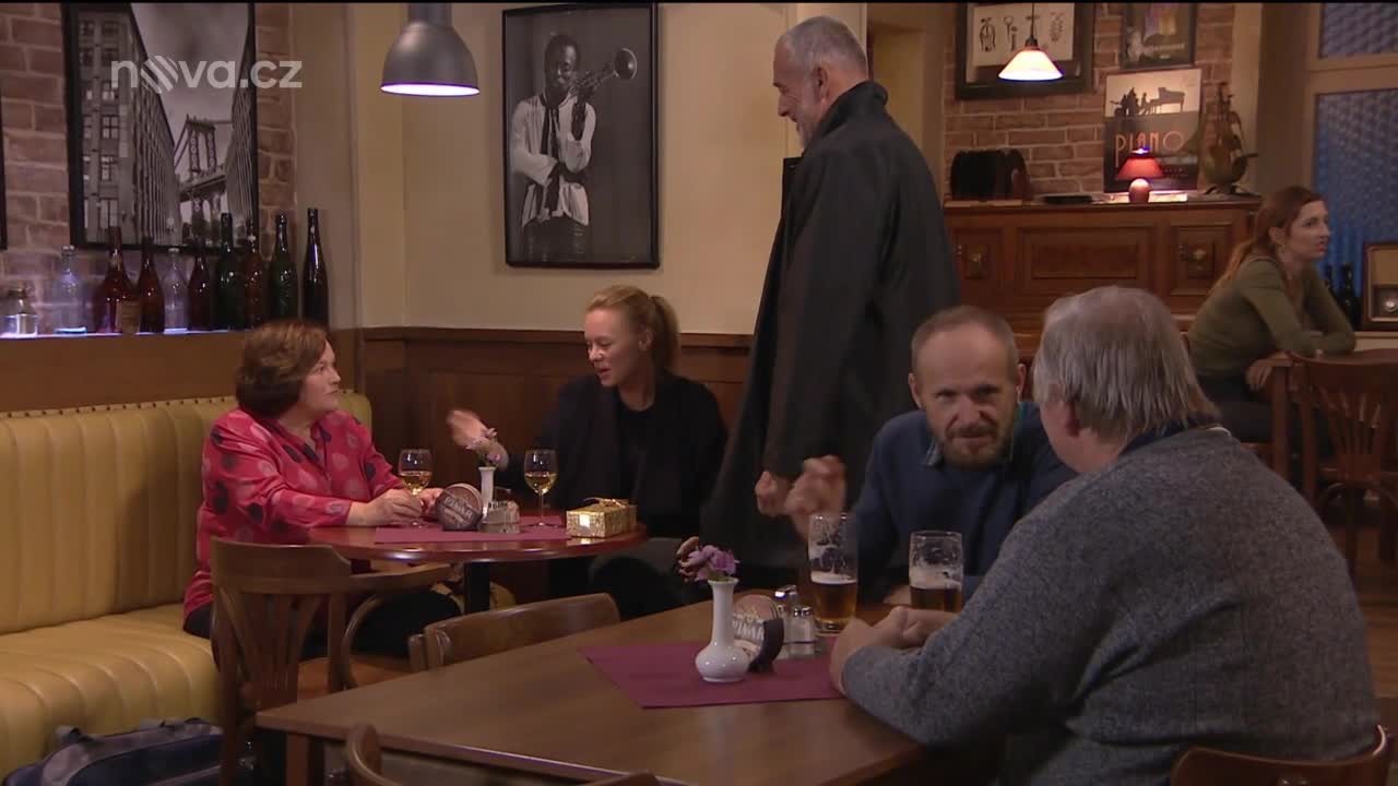 Mastný bere Blanku útokem. Co na to ona?