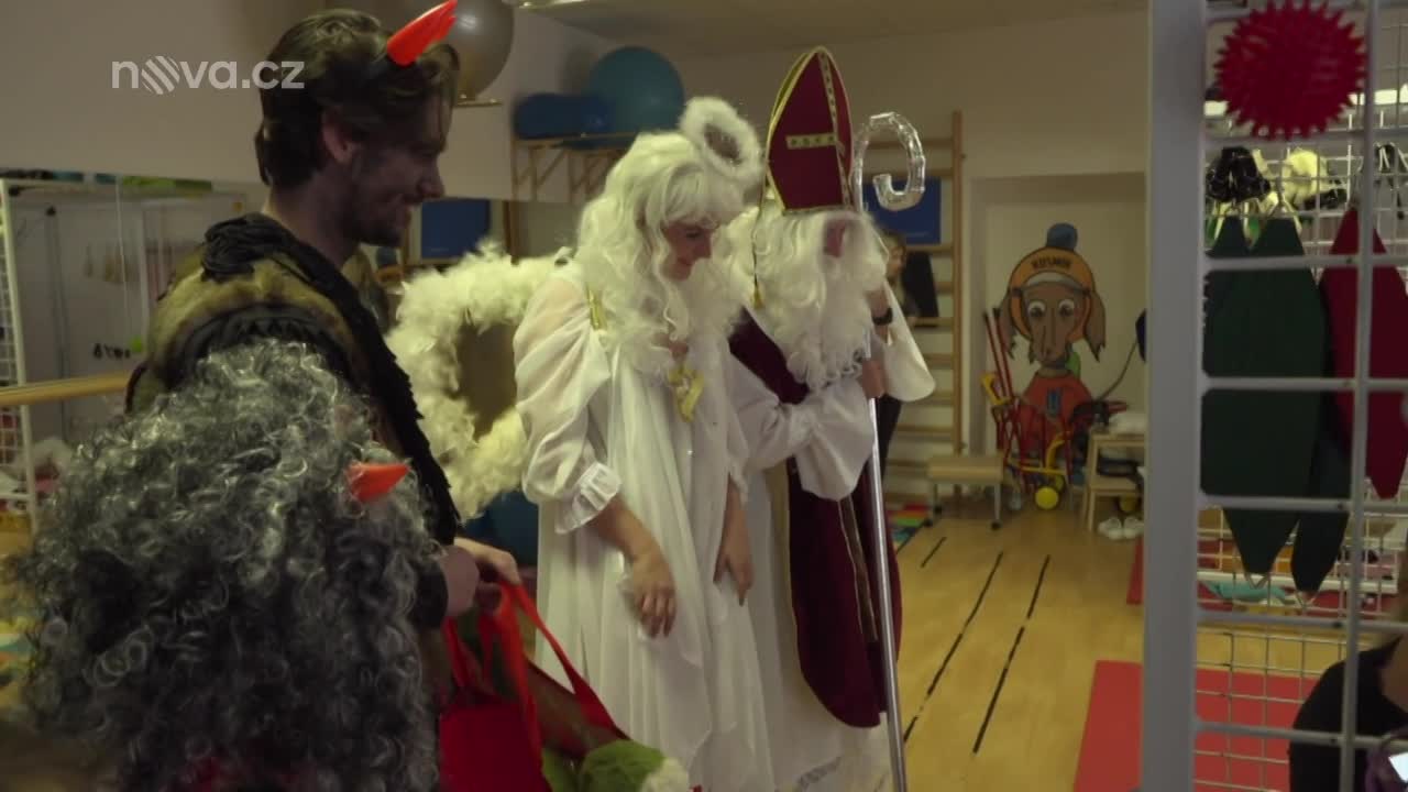 Překrásné video: Hvězdy Novy se předvedly dětem jako Mikuláš, anděl a čert