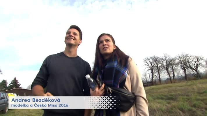 ANDREA BEZDĚKOVÁ: Počáteční nadšení vystřídal strach a panika! Jak si vedla Miss v 2,5 km výšce? VIDEO