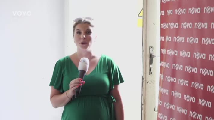 POHLED DO ZÁKULISÍ: Jak se připravovala tisková konference TV NOVA? Herci byli nadšení!