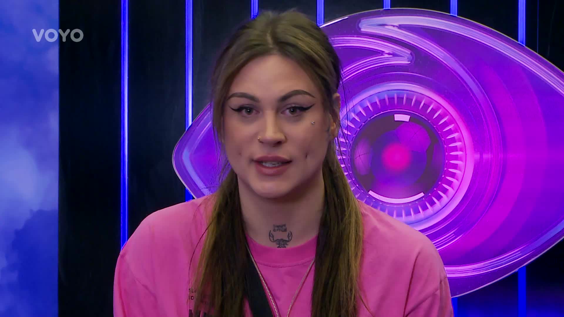 Spolubydlící posílají vzkazy rodinám: Slzám se neubrání ani největší tvrďáci