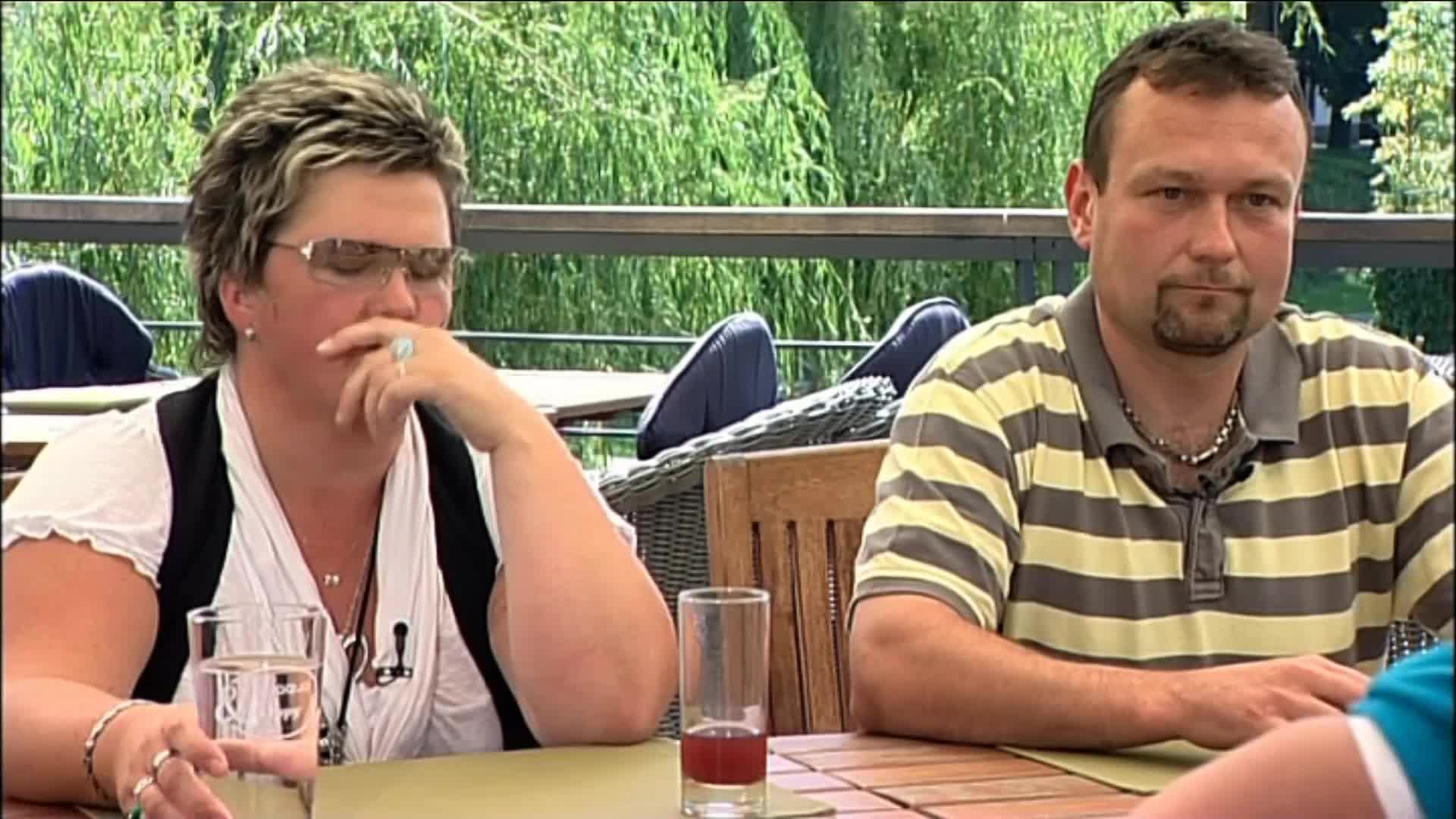 Výměna manželek a názorů: Mezi osmi očima už létaly facky i udání na sociálku