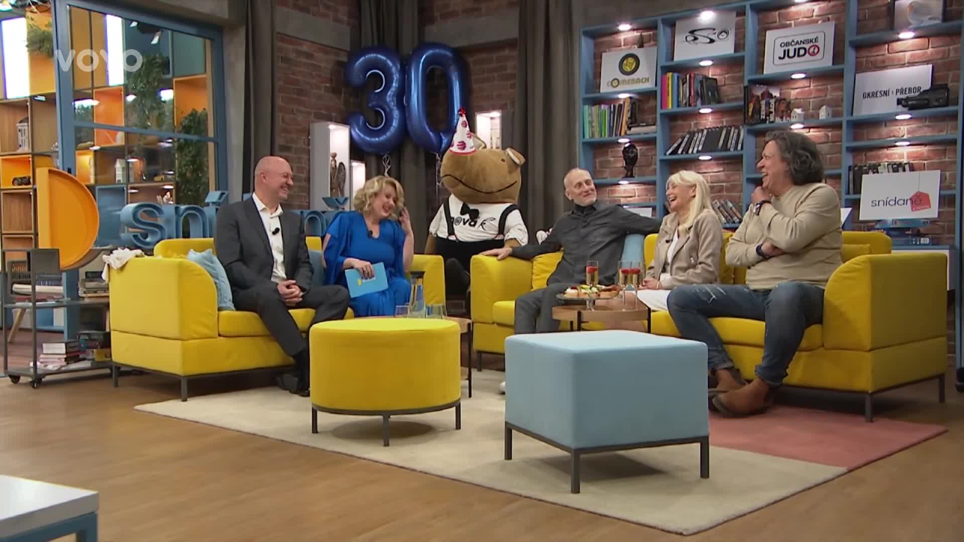 Veselé historky z natáčení Tele Tele: Schovaný sáček, rozbitý Zaza i šaty Libuše Šafránkové
