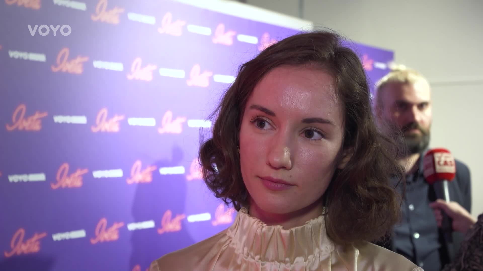 Eliška Křenková na premiéře seriálu Iveta: Bartošová je moje dětství!