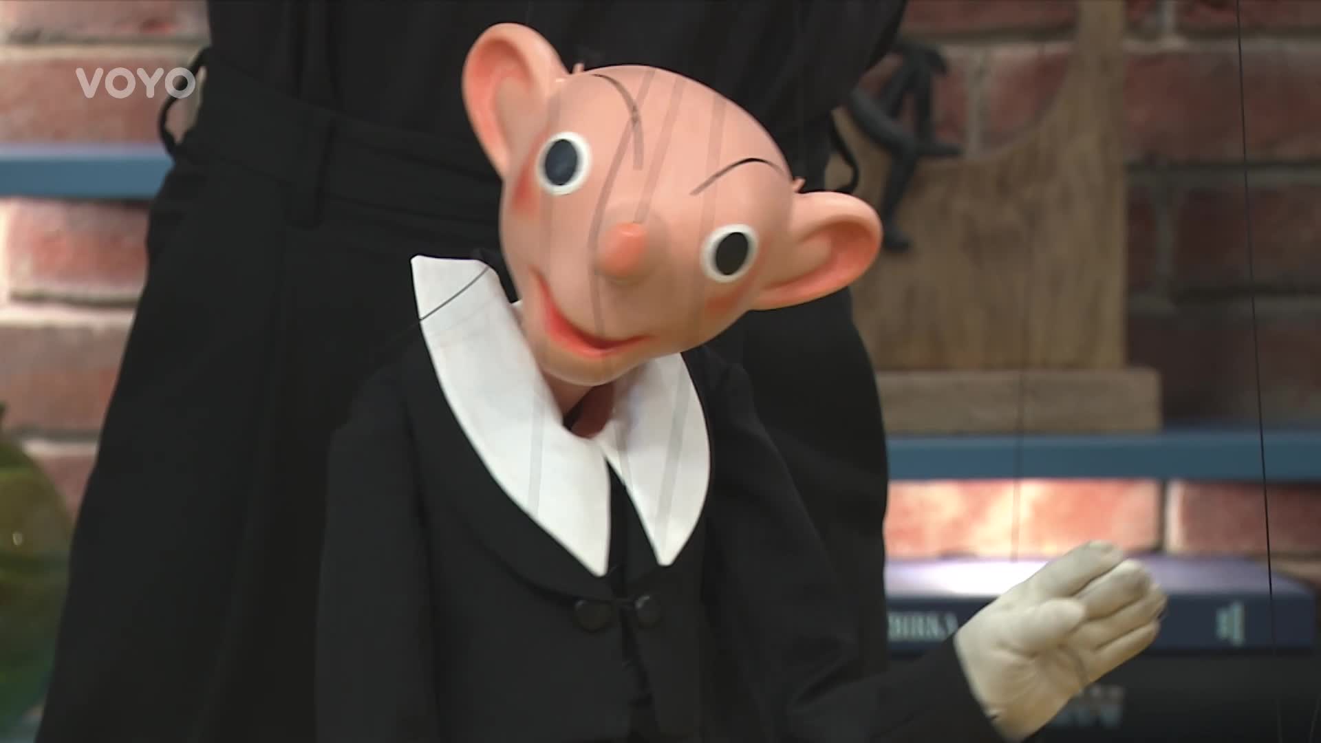Hurvínek slaví 98 let. Ve vztazích je to dřevo, tvrdí Mánička