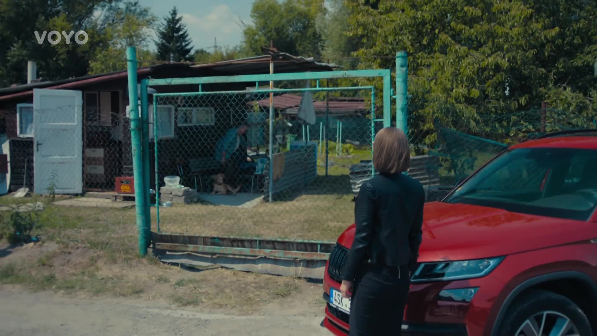 Tohle si za rámeček nedá! Podezřelý muž se drsně pustí do Lenky Braunové