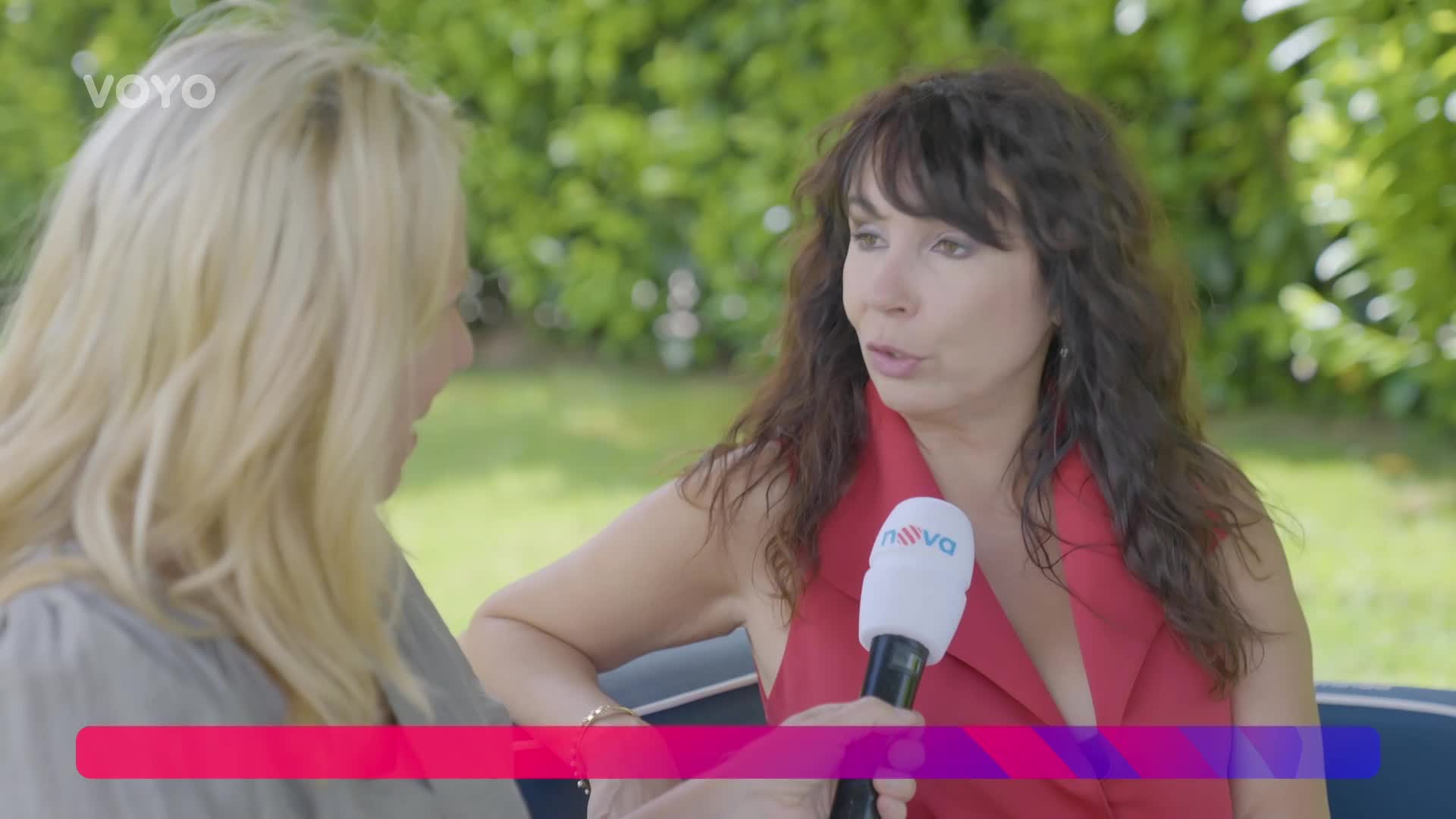 Letní outfity hvězd: Arichteva jako pytlík bonbonů a nevěsta Boudová