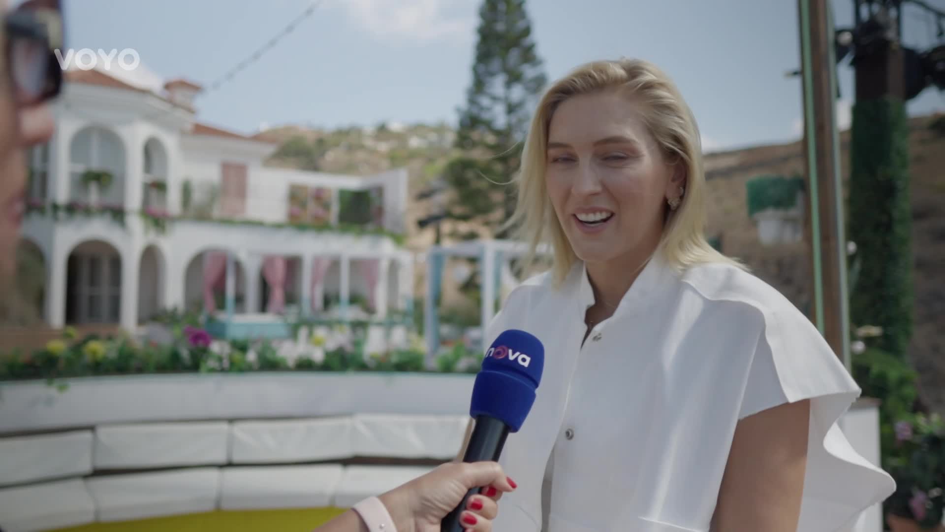 Divoký start Love Islandu: Zorku Hejdovou čekala před příjezdem do vily pohroma
