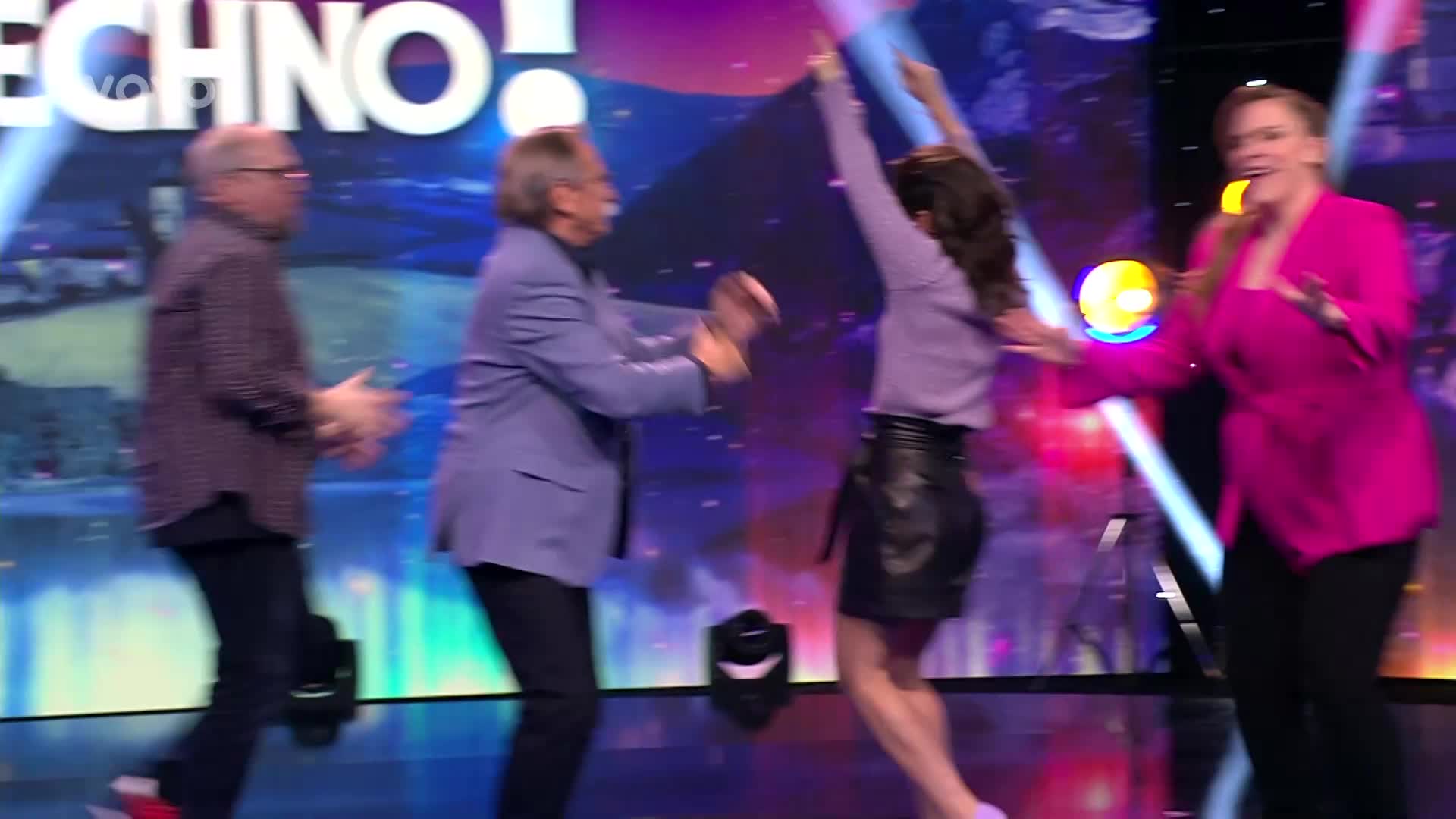 Tohle v TV neuvidíte: Jakub Štáfek vystrčil na diváky zadek