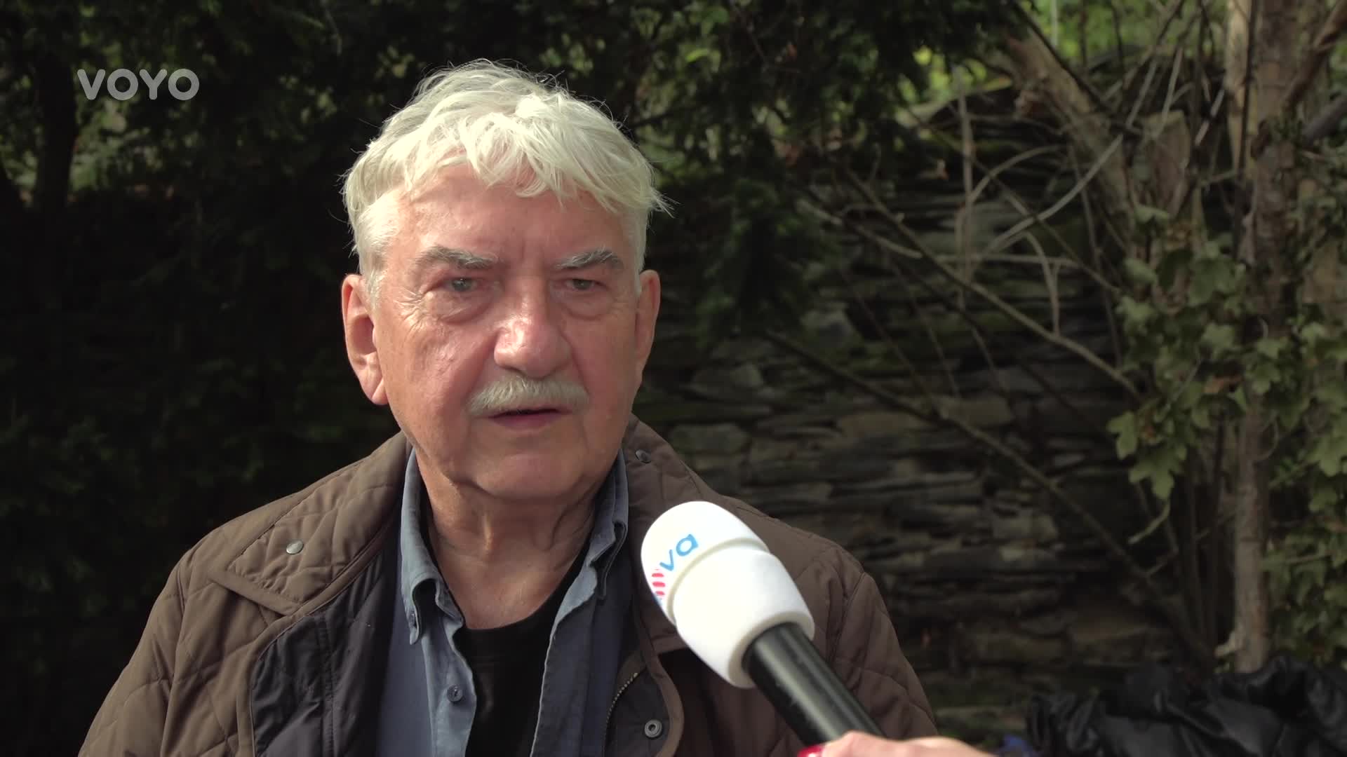 Miroslav Donutil jako psychotronik v Záhadných případech: Stalo se mu velké neštěstí