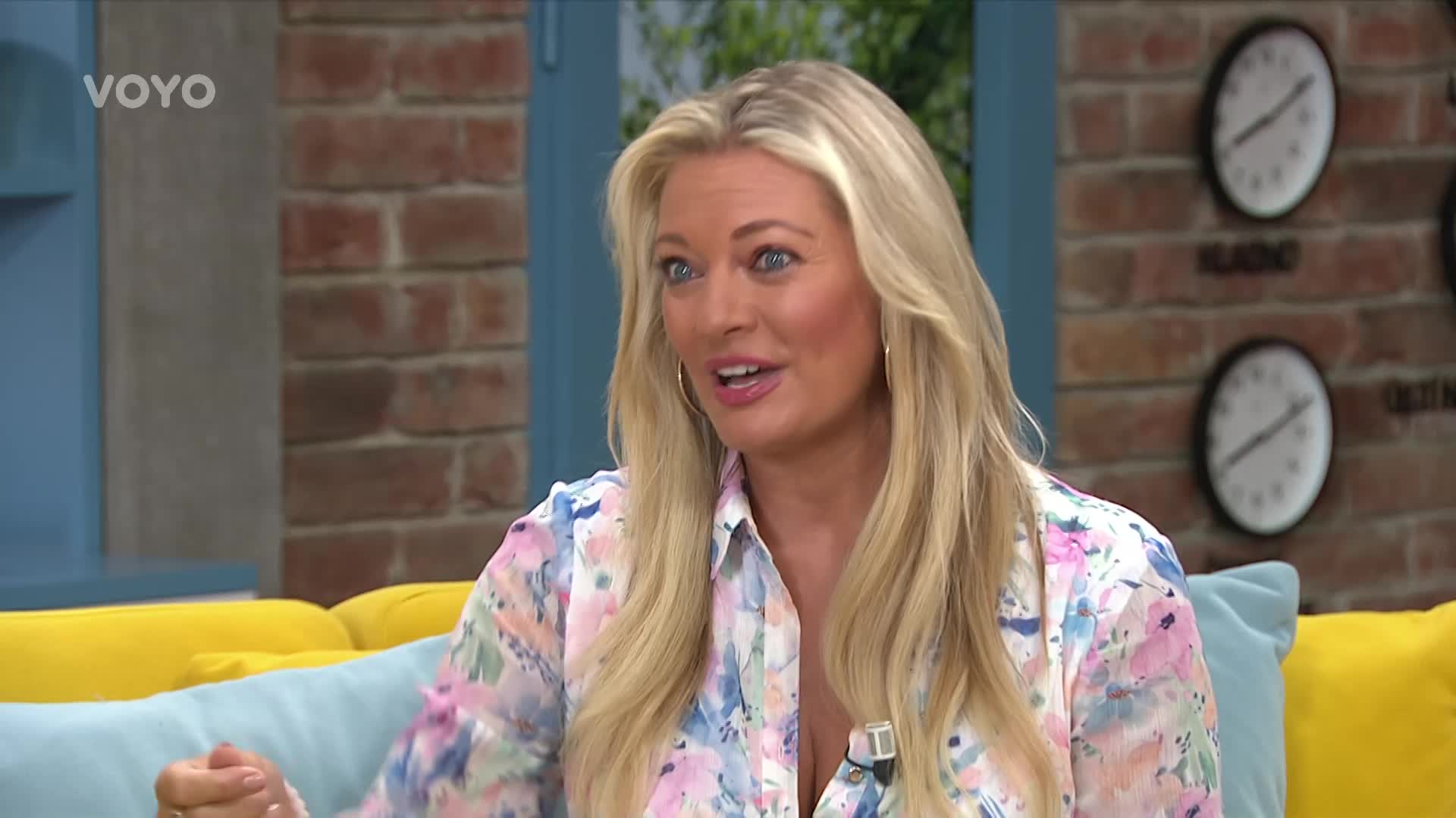 Popletené zprávy: Takhle jste Lucii Borhyovou ještě neviděli