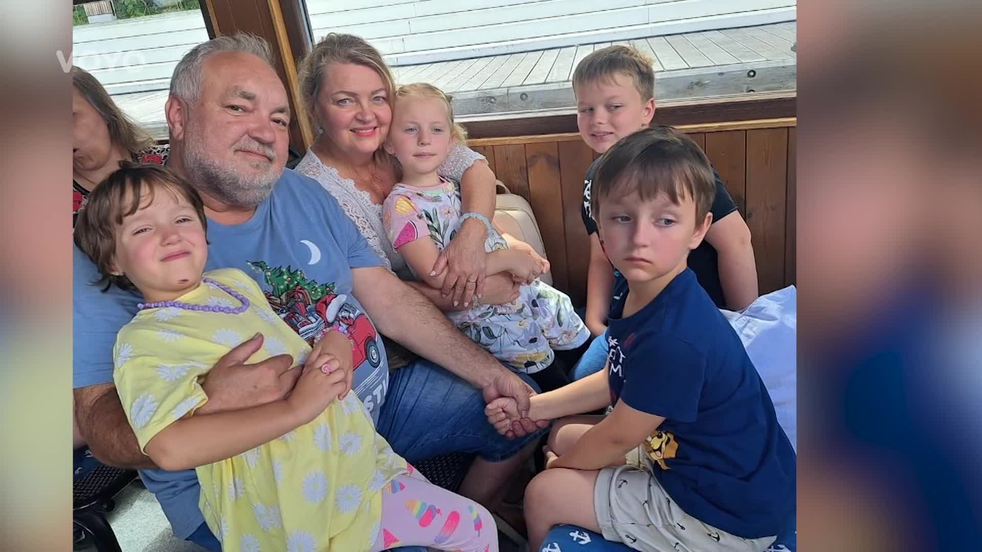 3 roky od svatby. Svoboda z Ulice na dovolené hýčkal manželku