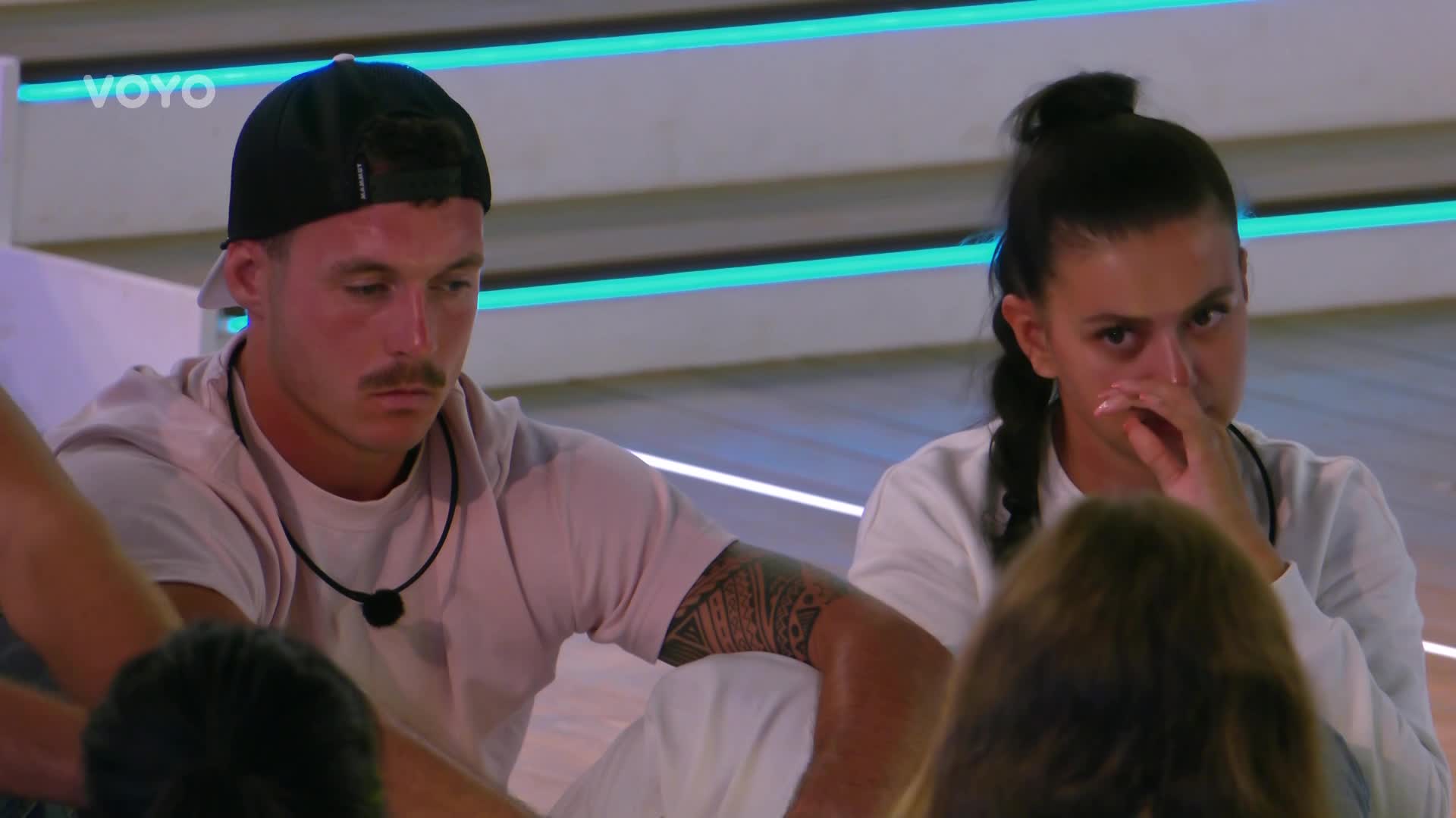 Slzy v Love Islandu: Nikdo mě nemá rád, bojí se Adam. Chci poznat tátu, pláče Pavel