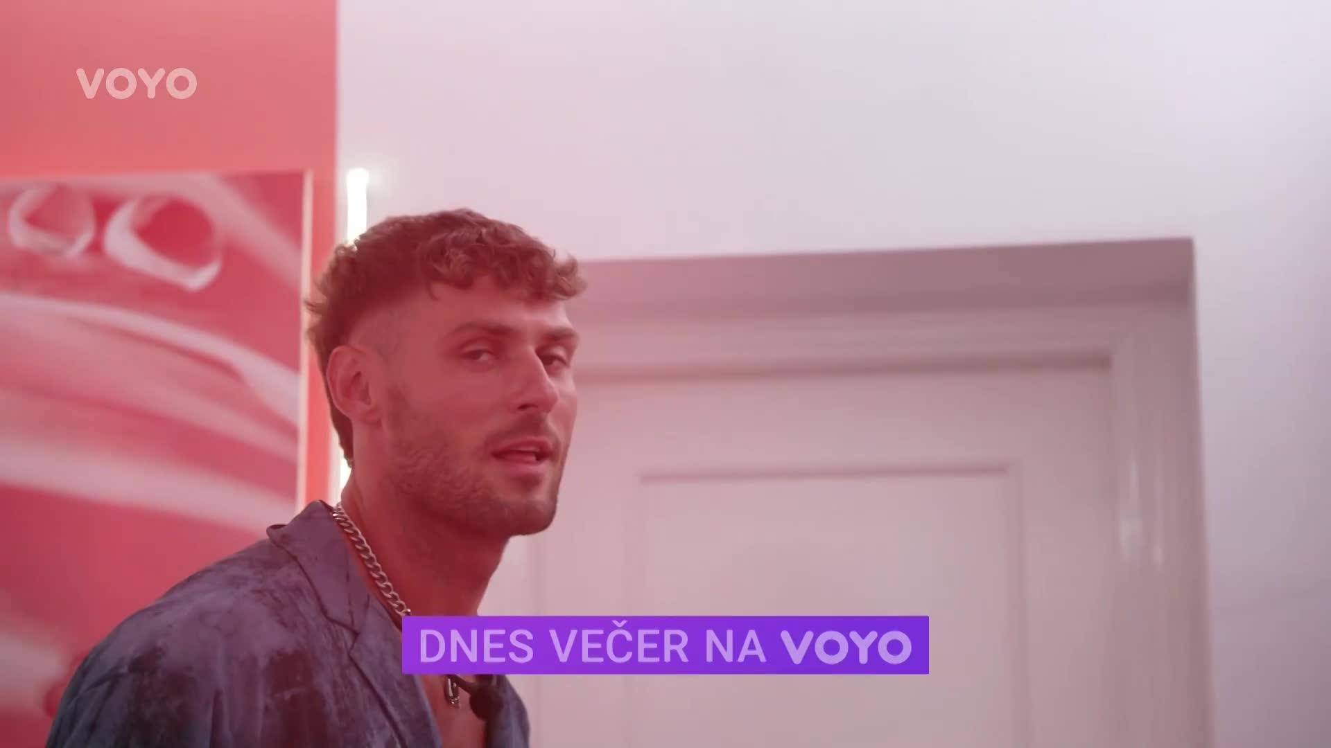 Srdíčka se v Love Islandu utrhnou ze řetězu: Žhavá líbačka i emoční zhroucení