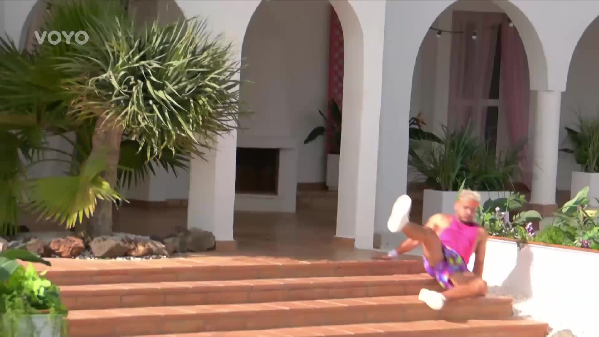 Adam a Alda z Love Islandu mají parádní fyzičku. Předvedli ji v přímém přenosu