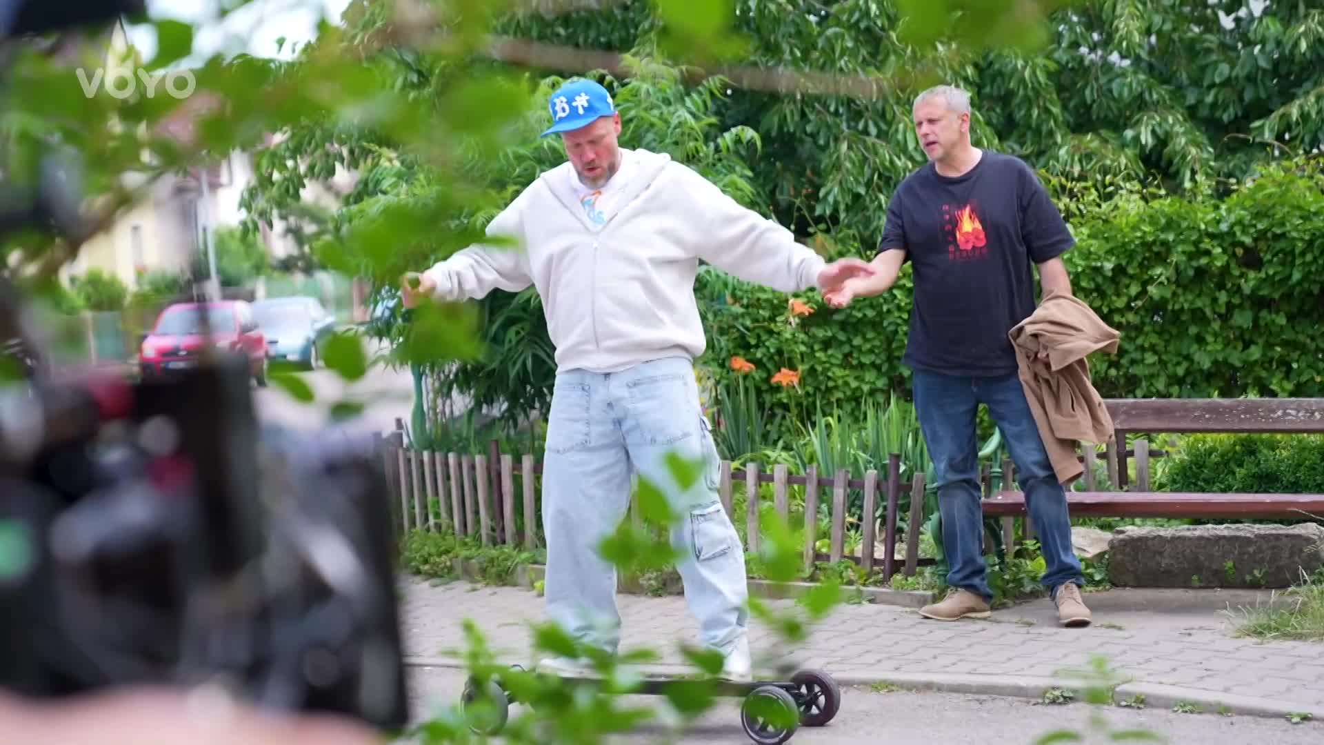 Takhle Filipa Blažka neznáte: V Jedné rodině z něj bude skejťak