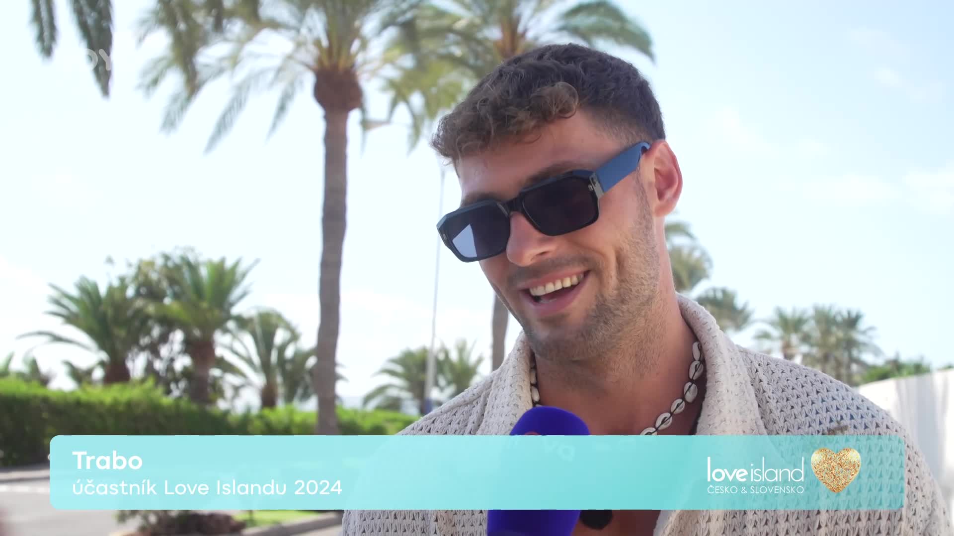 Julie na rande v Love Islandu okouzlila Pavla. Yeni by si měla dávat pozor