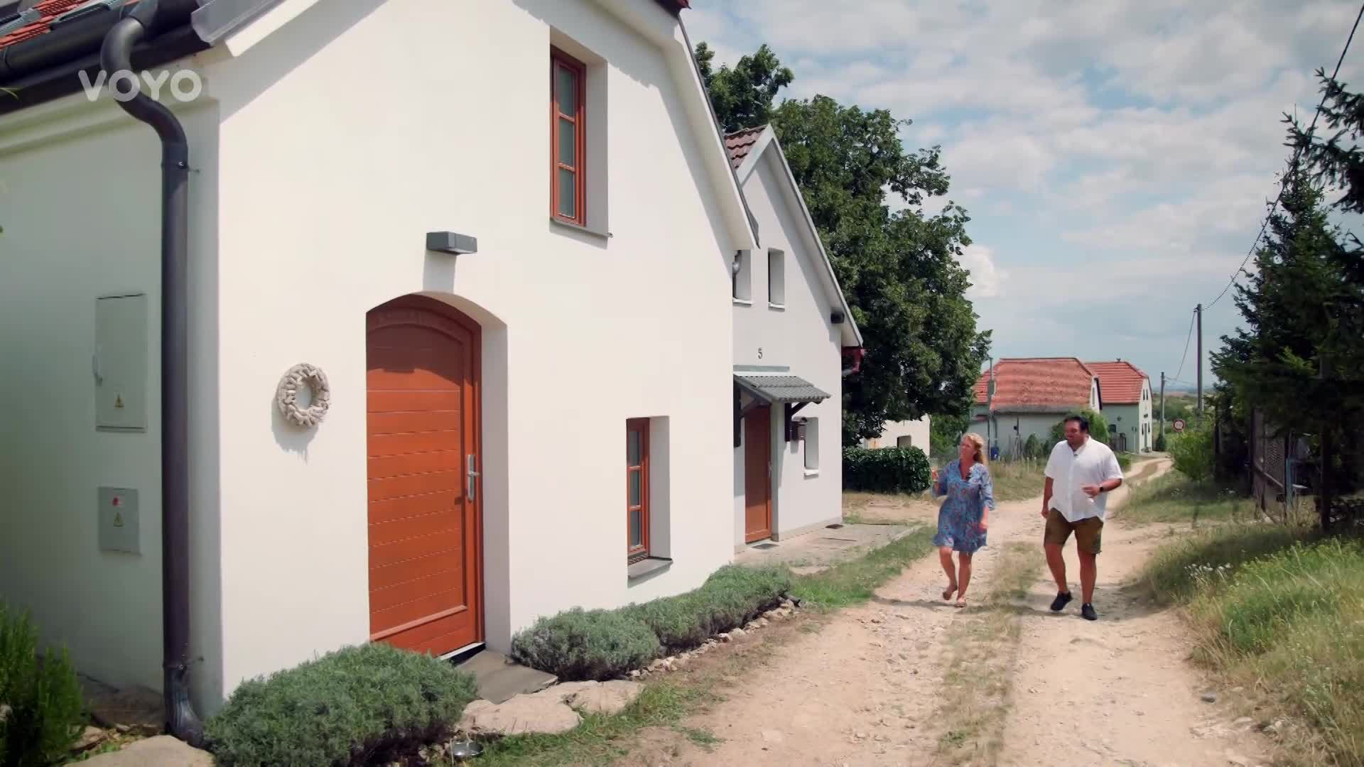 Operní pěvec Plachetka v My, chalupáři: Terasu si vybudoval sám